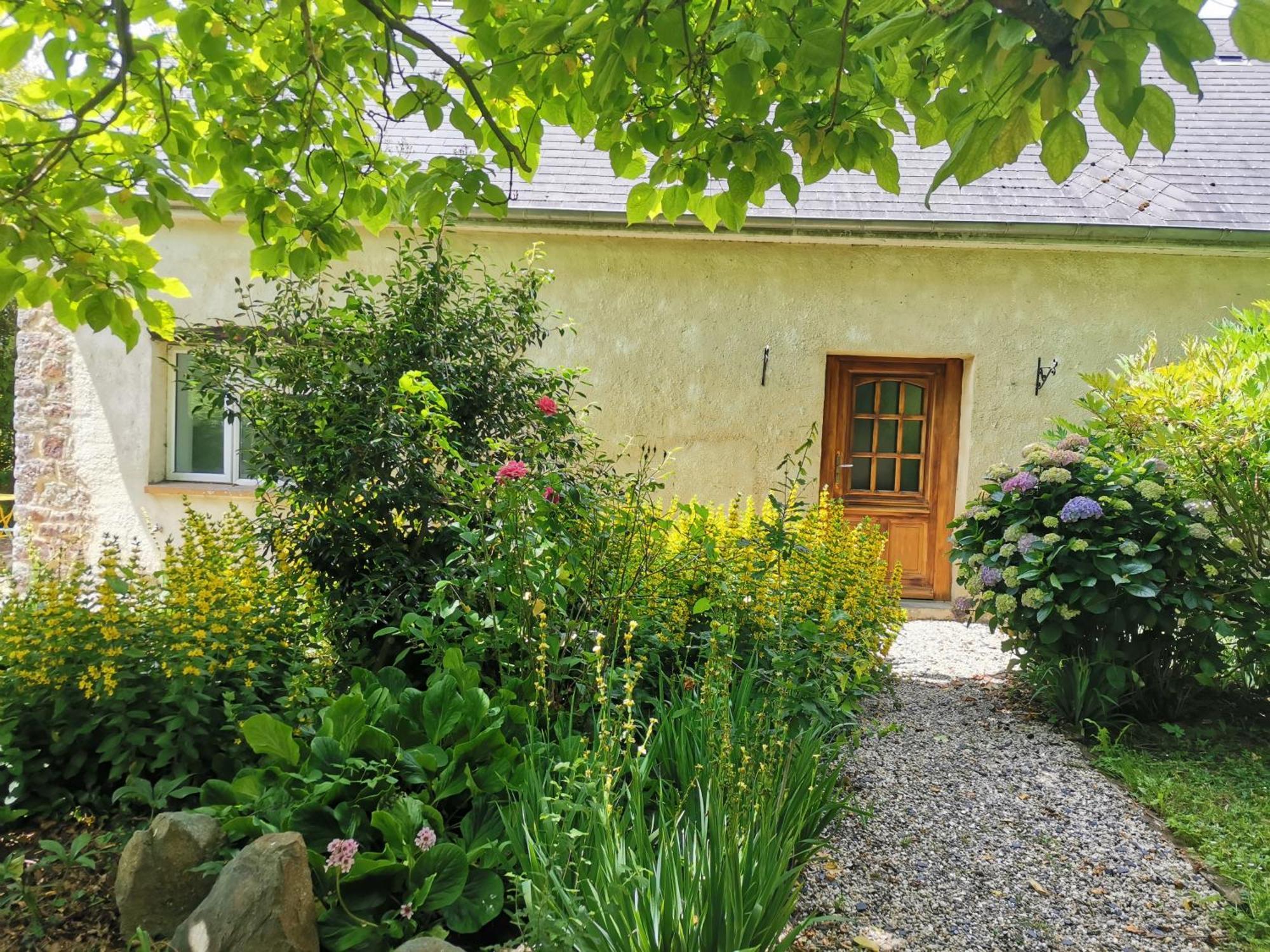 Les Brassins Du Dillon Villa Moyon Exteriör bild